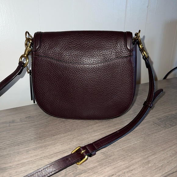 Coach Kat Saddle Bag horse and carriage motif suede pebbled leather oxblood - Picture 10 of 13